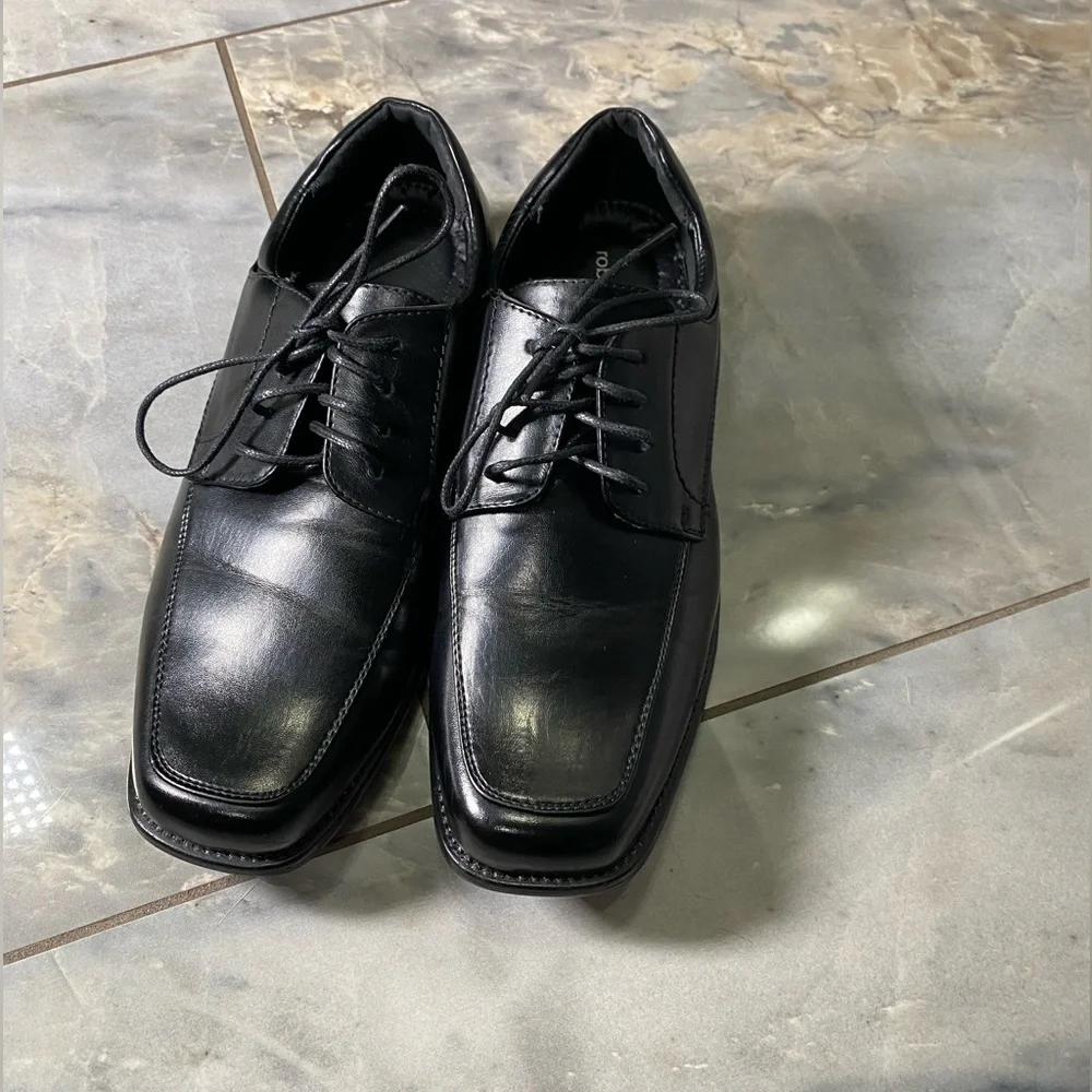 Men’s dress shoes size 6.1/2 - Picture 1 of 7